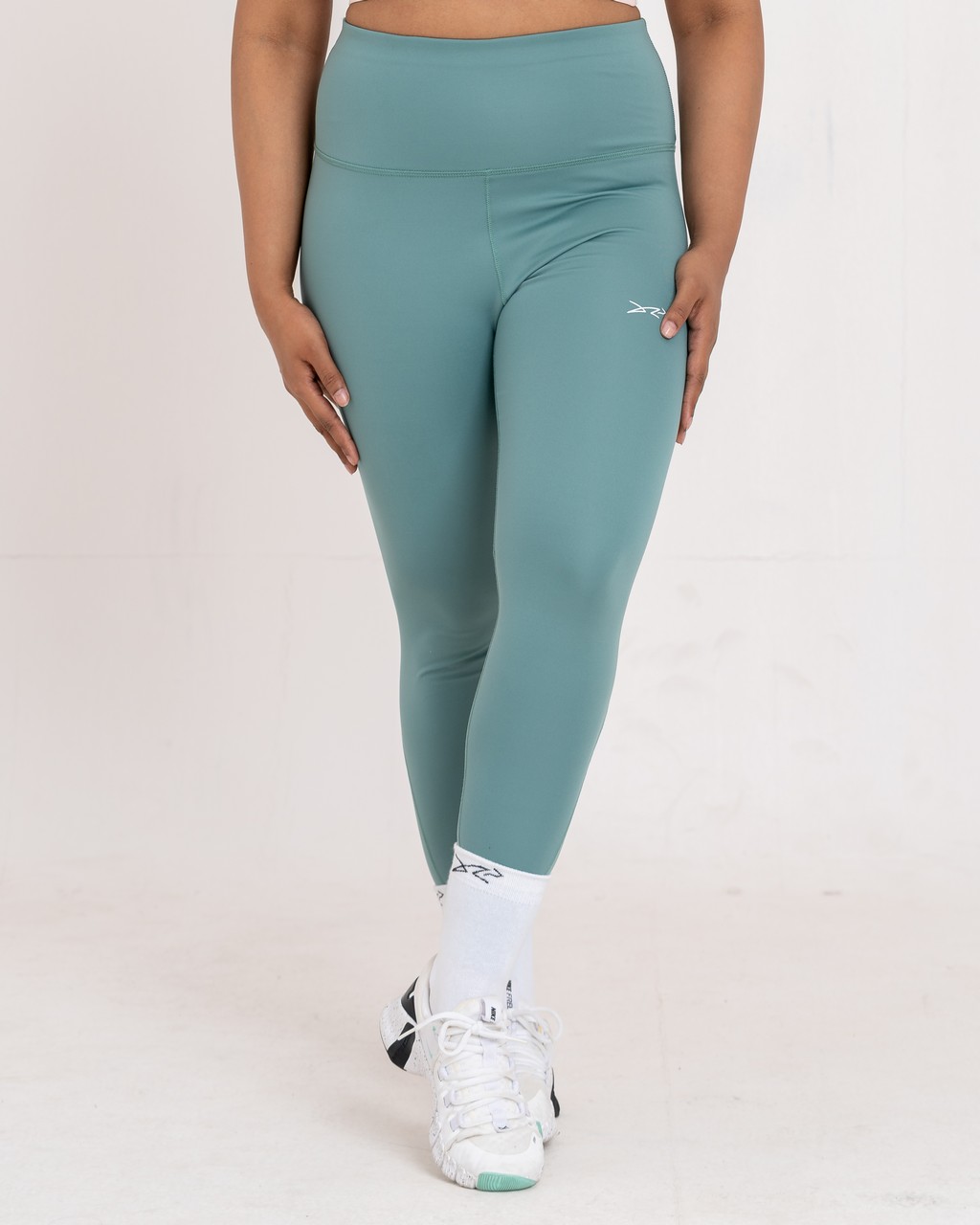 Cloud Sculpt Leggings Aloe-01 Cloud Sculpt Leggings - Image 1